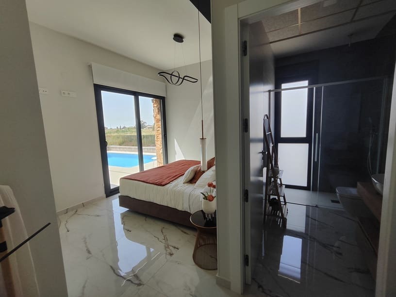 3 bedroom Townhouse for sale in Ciudad Quesada with pool garage - € 579,000 (Ref: 9841086)