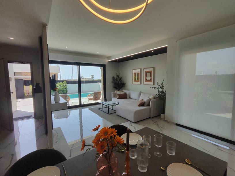 3 bedroom Townhouse for sale in Ciudad Quesada with pool - € 549,000 (Ref: 9841089)