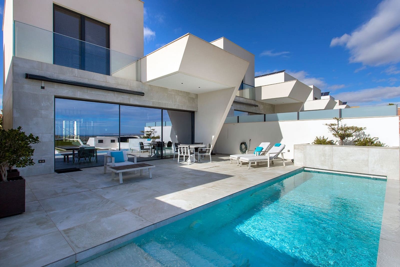 3 bedroom Townhouse for sale in Ciudad Quesada with pool garage - € 749,000 (Ref: 9848192)