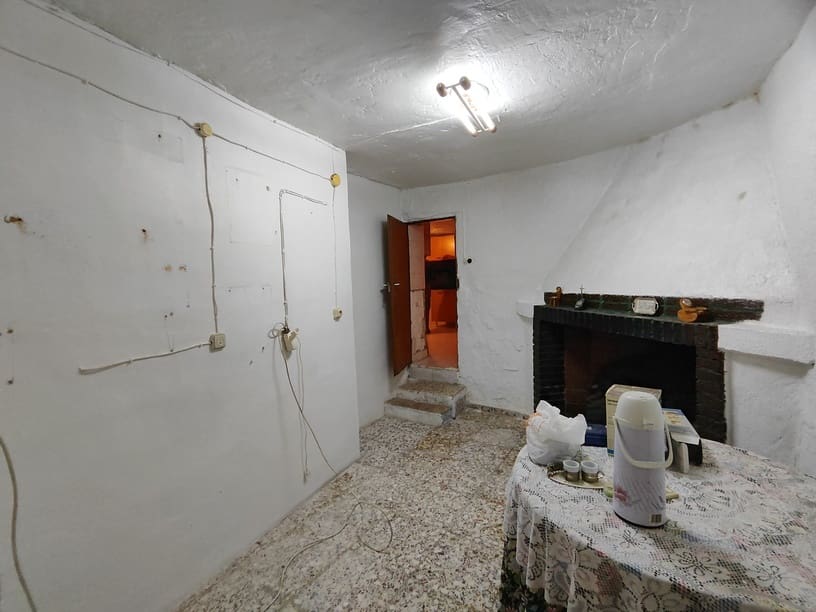 5 slaapkamer Finca/Landhuis te koop in Fortuna met garage - € 119.000 (Ref: 9850294)
