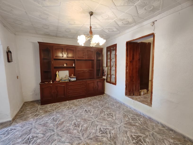 5 slaapkamer Finca/Landhuis te koop in Fortuna met garage - € 119.000 (Ref: 9850294)