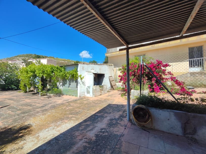 5 slaapkamer Finca/Landhuis te koop in Fortuna met garage - € 119.000 (Ref: 9850294)