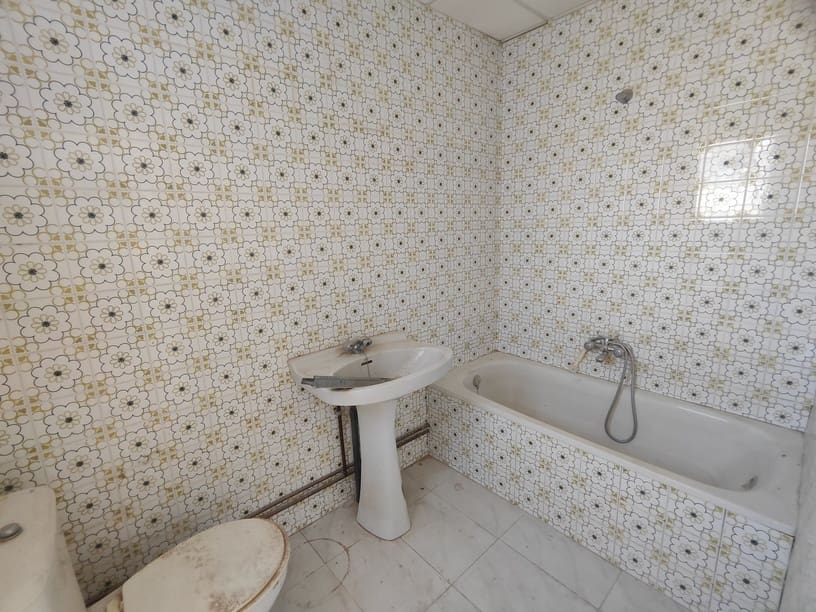 5 bedroom Finca/Country House for sale in Abanilla with garage - € 94,000 (Ref: 9872477)