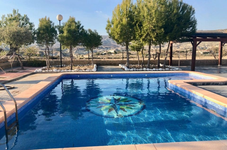 3 soveværelse Byhus til salg i Abanilla med swimmingpool garage - € 297.000 (Ref: 9877020)