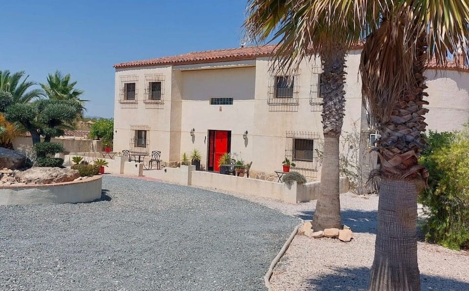 6 sovrum Finca/Hus på landet till salu i Barbarroja med pool garage - 535 000 € (Ref: 9909341)