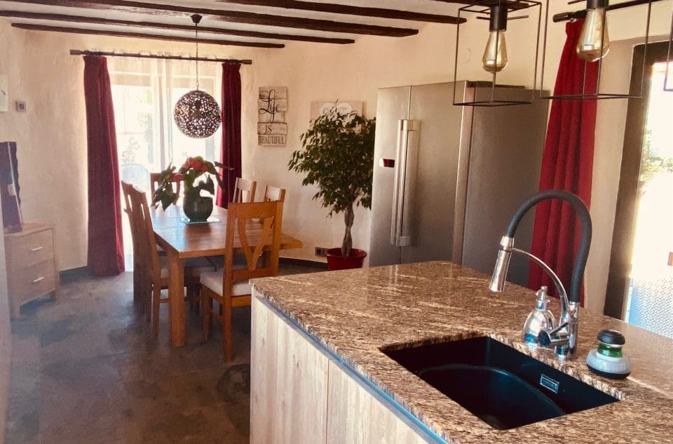 6 sovrum Finca/Hus på landet till salu i Barbarroja med pool garage - 535 000 € (Ref: 9909341)