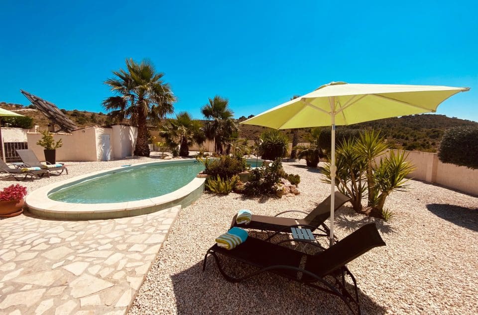6 sovrum Finca/Hus på landet till salu i Barbarroja med pool garage - 535 000 € (Ref: 9909341)