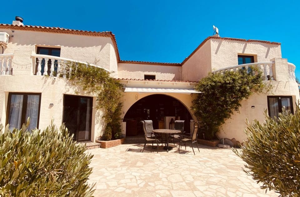 6 sovrum Finca/Hus på landet till salu i Barbarroja med pool garage - 535 000 € (Ref: 9909341)