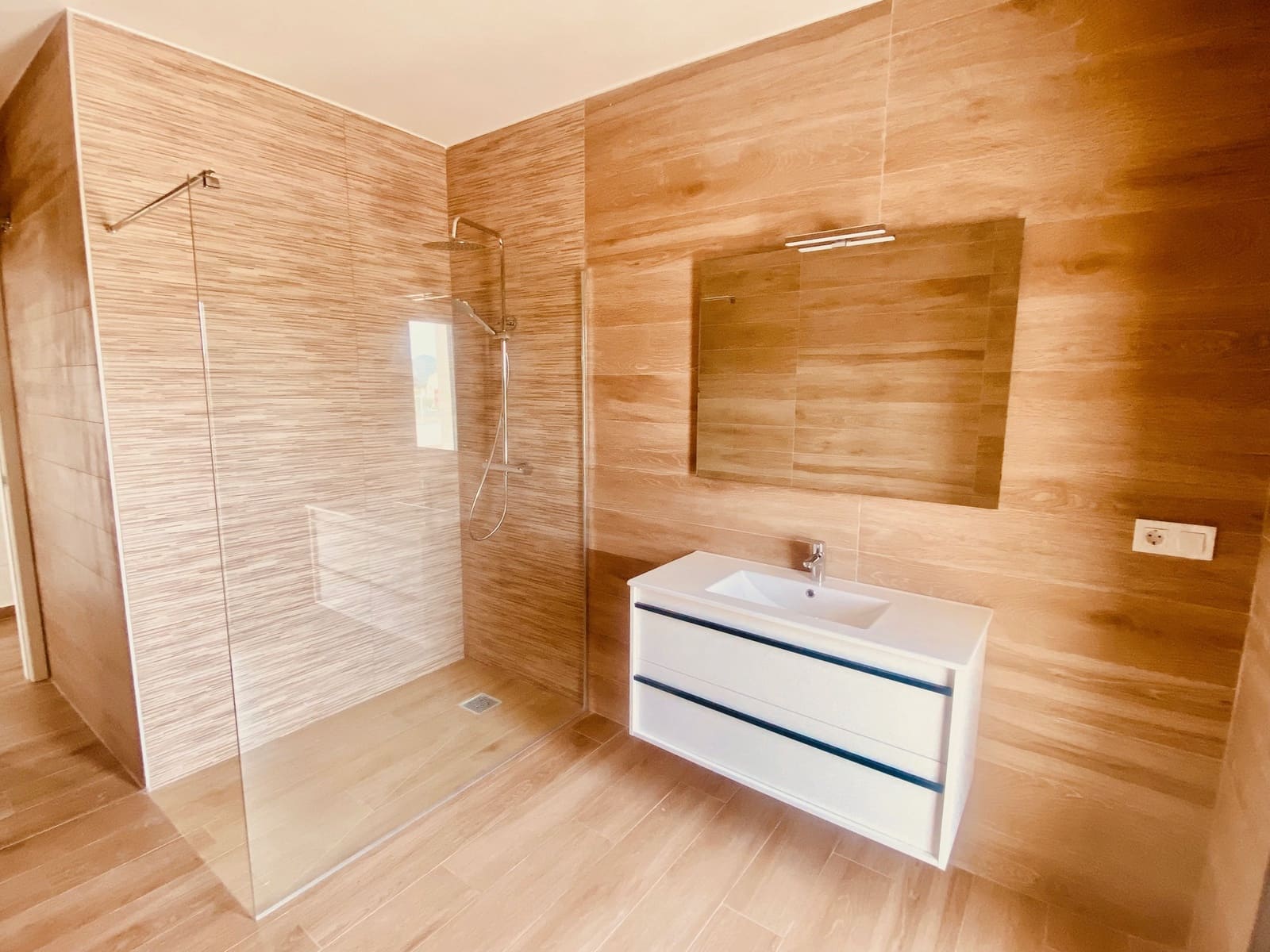 3 chambre Villa/Maison à vendre à Macisvenda avec piscine garage - 384 950 € (Ref: 9918942)