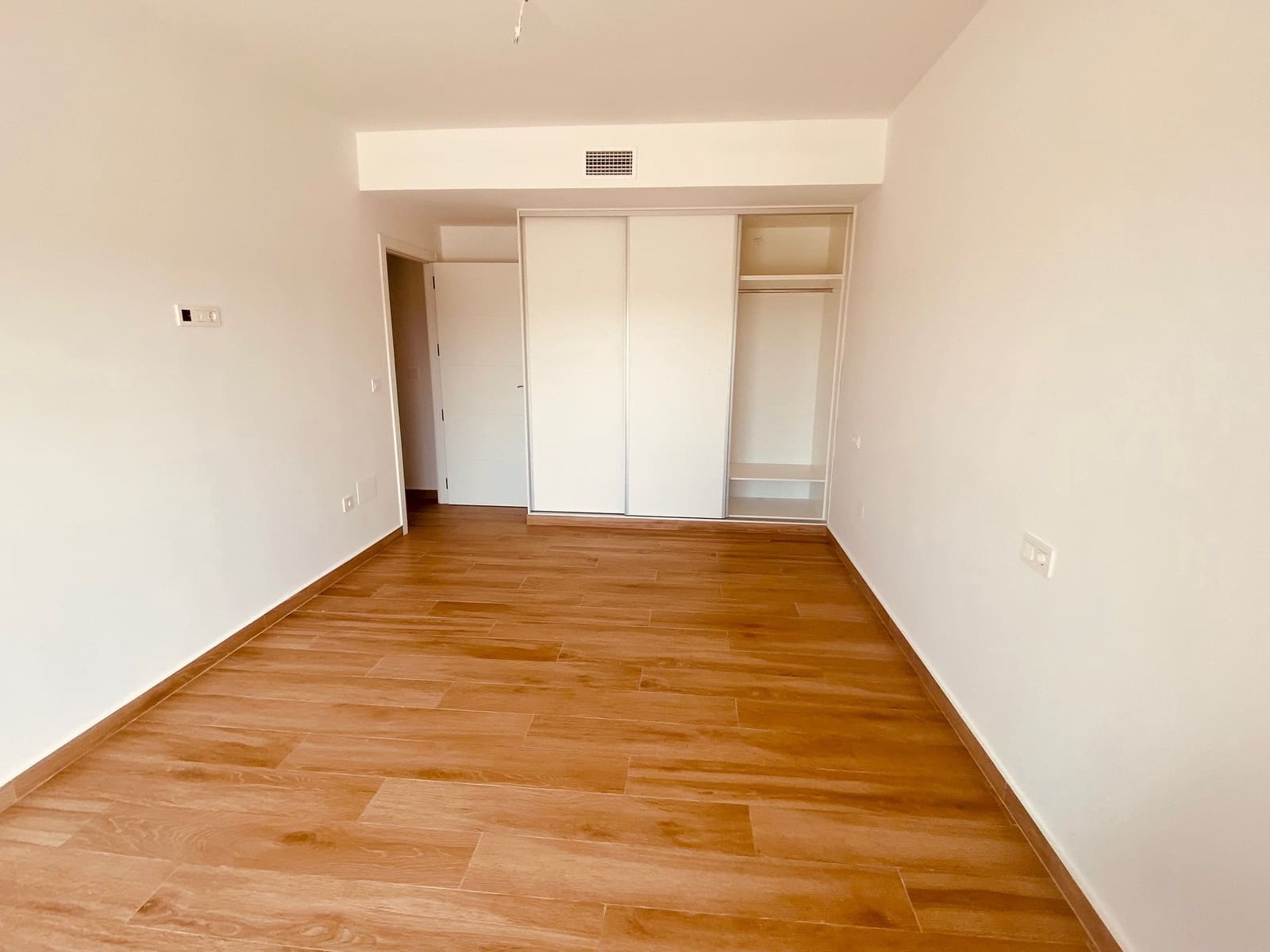 3 chambre Villa/Maison à vendre à Macisvenda avec piscine garage - 384 950 € (Ref: 9918942)