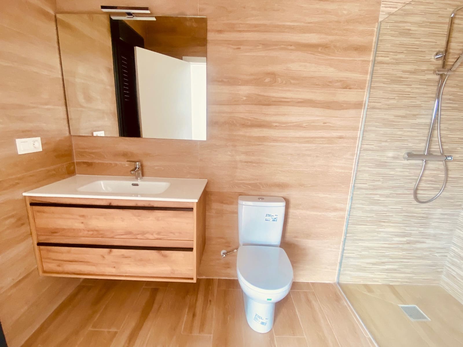 3 chambre Villa/Maison à vendre à Macisvenda avec piscine garage - 384 950 € (Ref: 9918942)