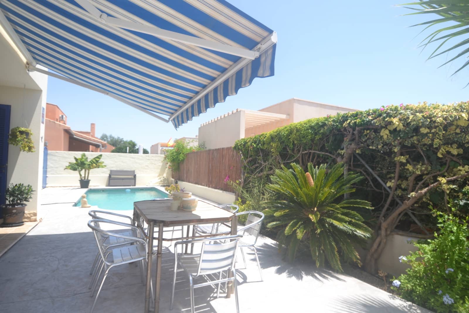 4 soveværelse Byhus til salg i Fortuna med swimmingpool - € 299.950 (Ref: 9931139)