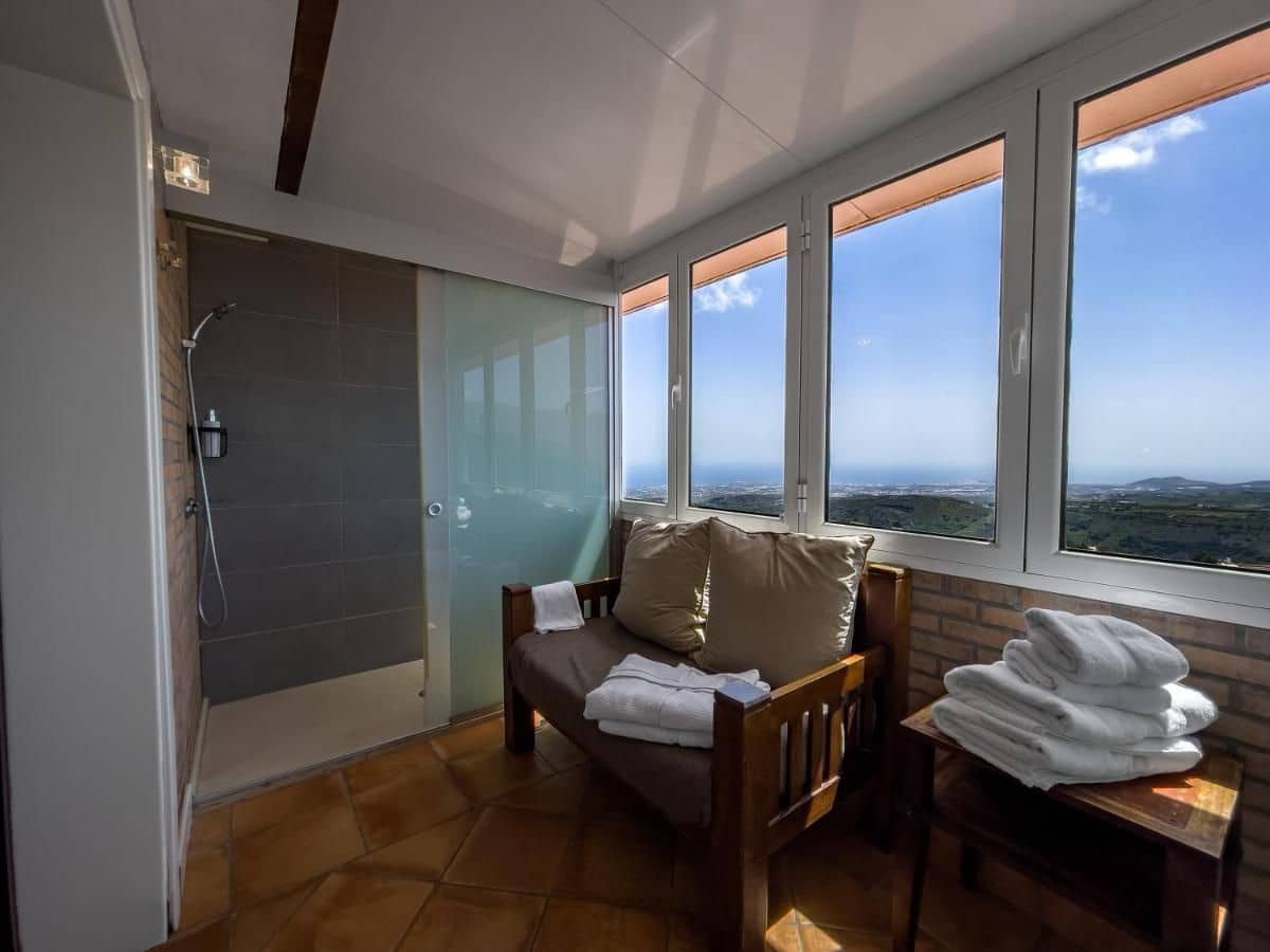 10 soveværelse Villa til salg i Santa Brigida med swimmingpool garage - € 2.500.000 (Ref: 5150099)