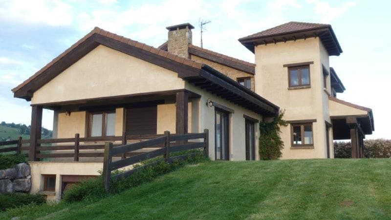 6 soveværelse Villa til salg i Siero med swimmingpool garage - € 650.000 (Ref: 5239465)