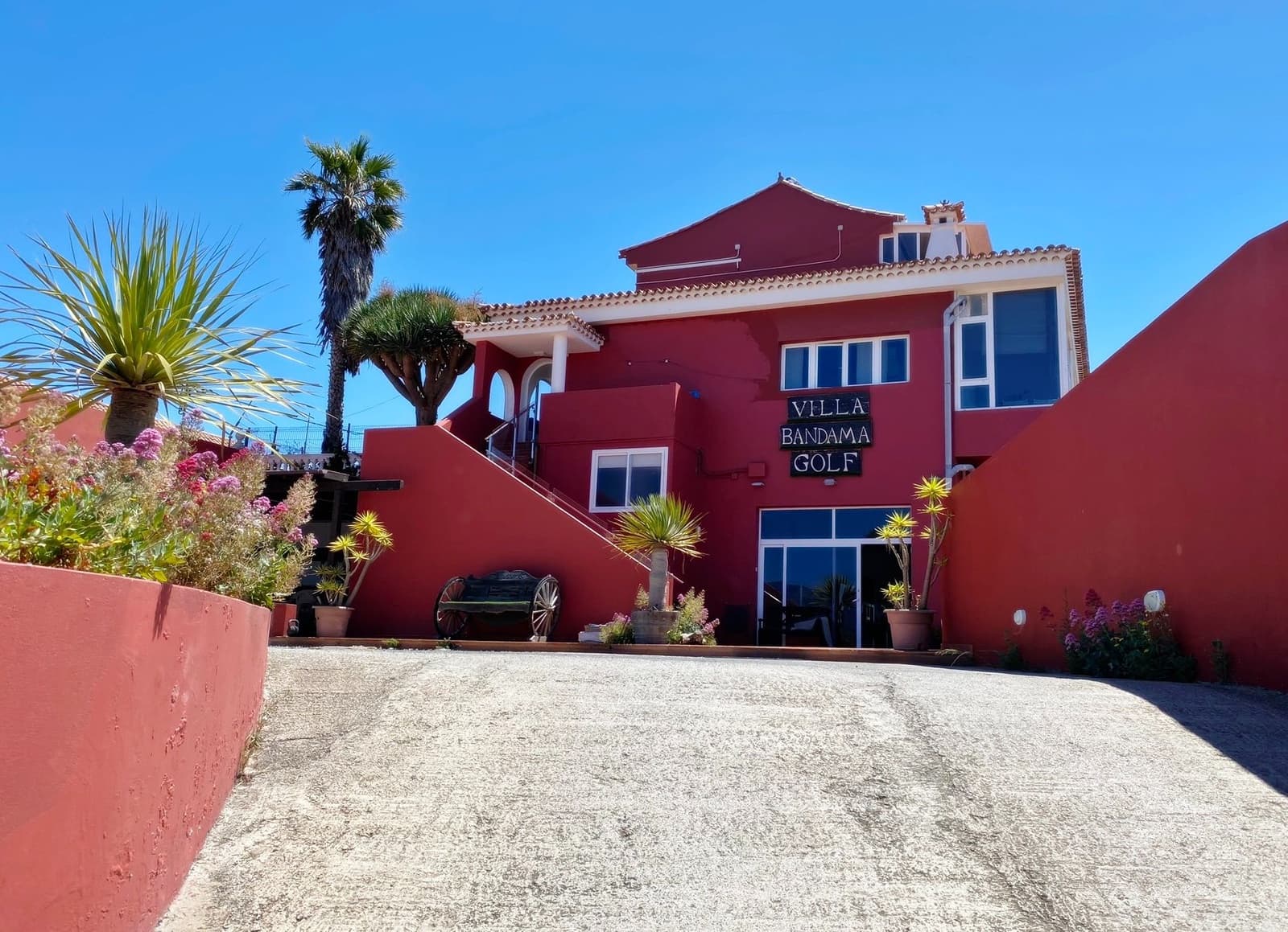 10 soveværelse Hotel til salg i Santa Brigida med swimmingpool garage - € 2.500.000 (Ref: 5239466)