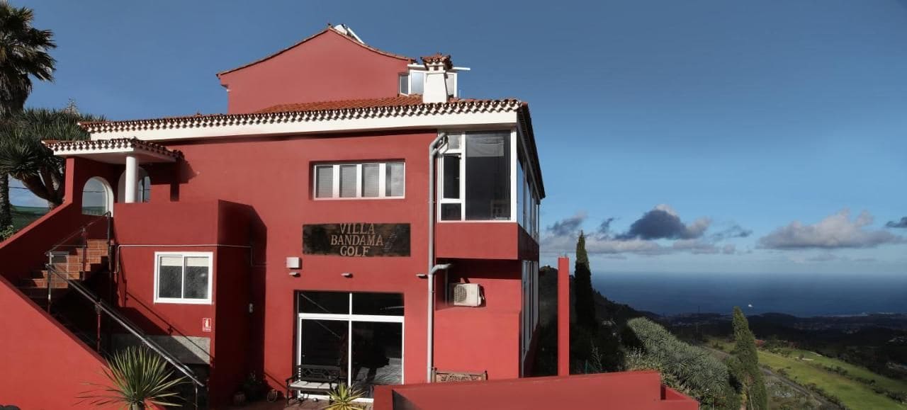 10 soveværelse Hotel til salg i Santa Brigida med swimmingpool garage - € 2.500.000 (Ref: 5239466)