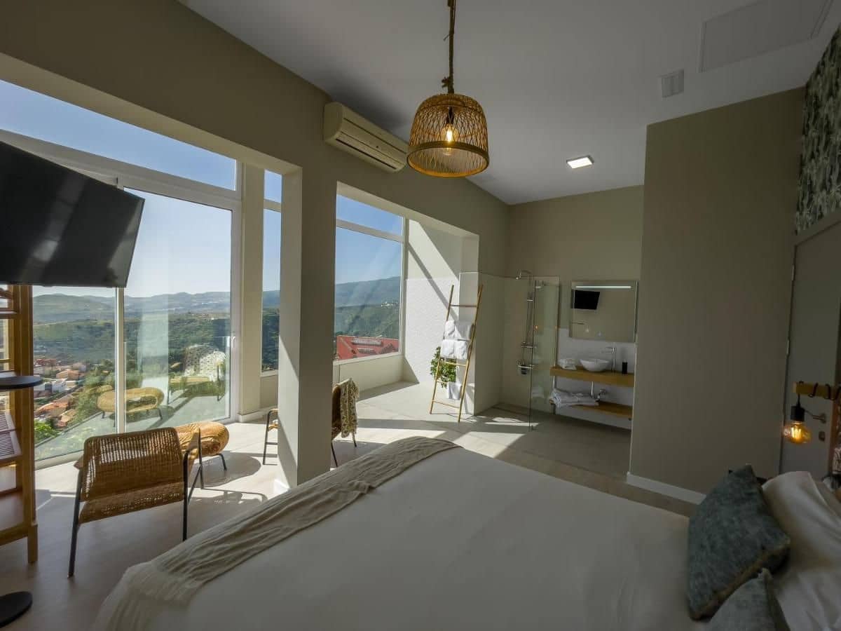 10 soveværelse Hotel til salg i Santa Brigida med swimmingpool garage - € 2.500.000 (Ref: 5239466)