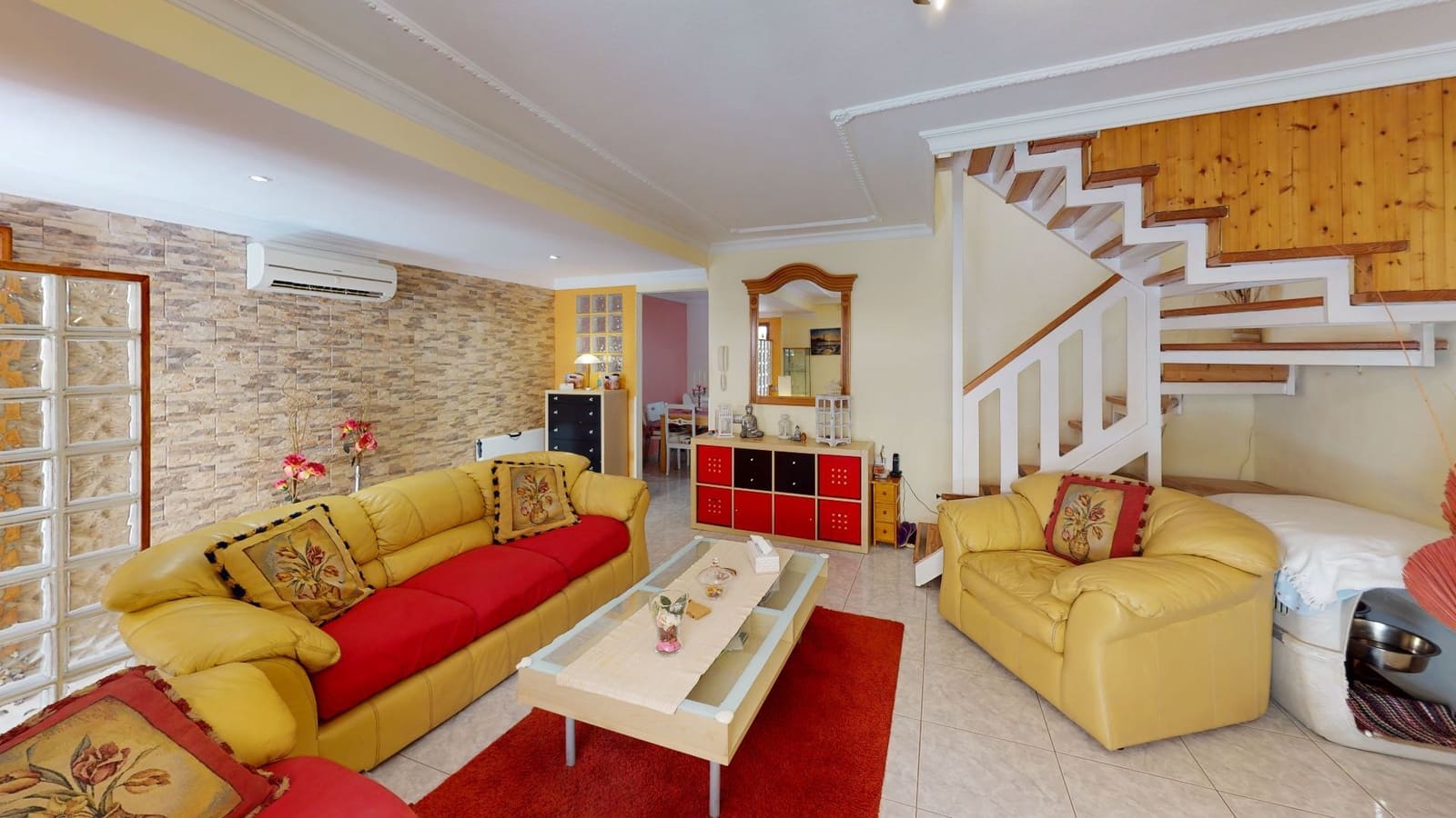 3 bedroom Villa for sale in San Bartolomé de Tirajana with garage €