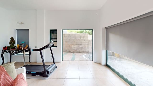 2 soveværelse Villa til salg i El Salobre, San Bartolomé de Tirajana med garage - € 425.000 (Ref: 7973988)