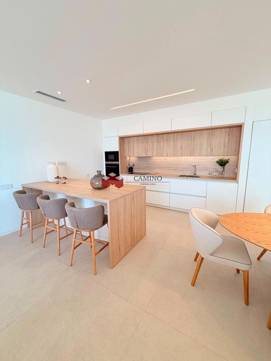 3 slaapkamer Villa te koop in Las Palmas de Gran Canaria met zwembad garage - € 1.095.000 (Ref: 10050693)