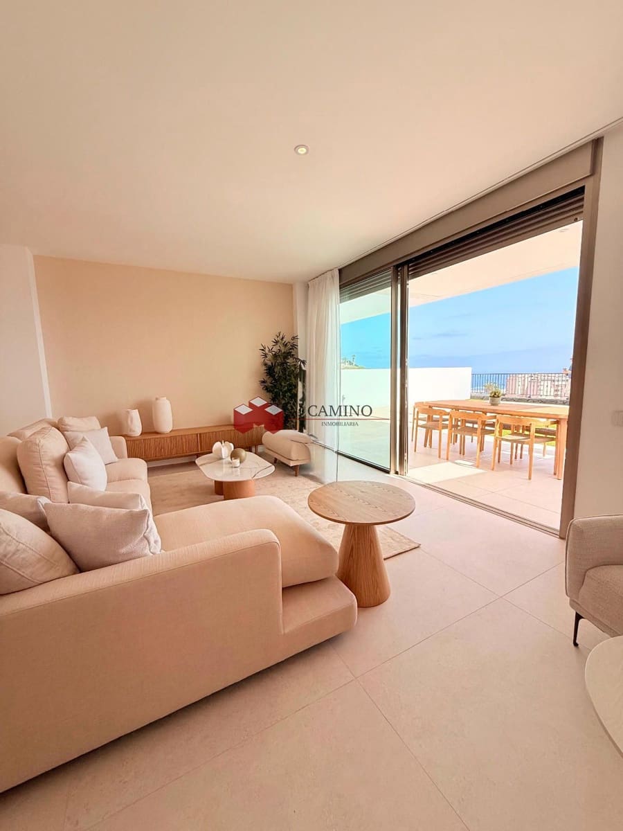 3 slaapkamer Villa te koop in Las Palmas de Gran Canaria met zwembad garage - € 1.095.000 (Ref: 10050693)