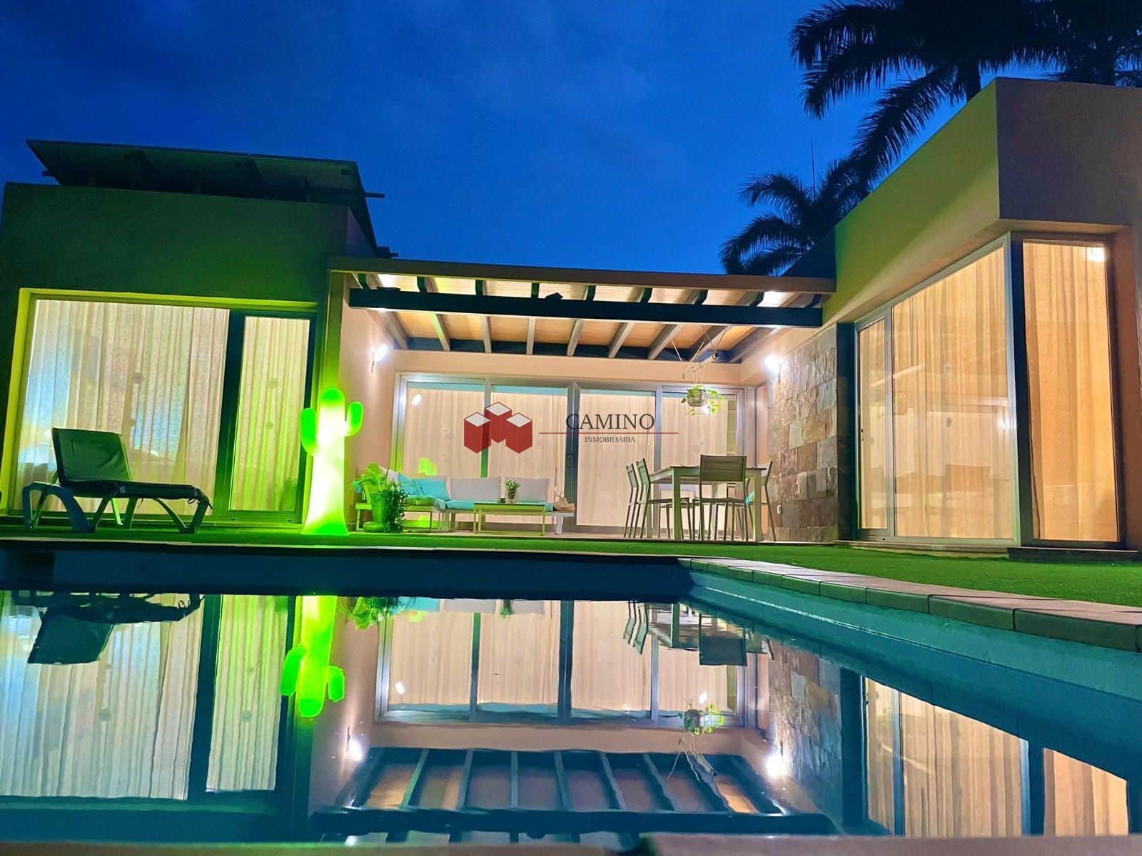 Chalet de 2 habitaciones en Salobre Golf en venta con piscina - 850.000 € (Ref: 10062811)