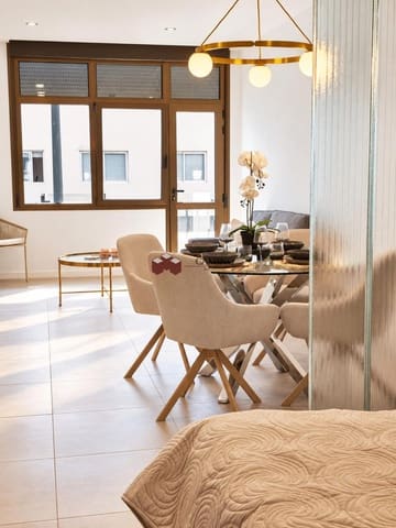 Apartamento para venda em Las Palmas de Gran Canaria - 225 000 € (Ref: 10180997)