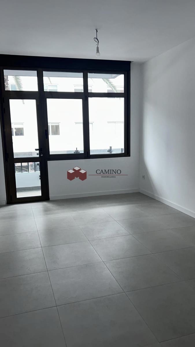 Apartamento para venda em Las Palmas de Gran Canaria - 225 000 € (Ref: 10182036)