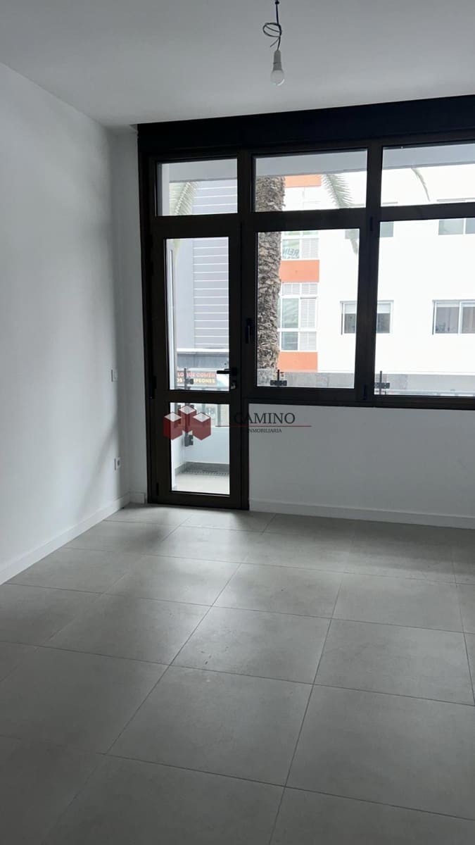 Apartamento para venda em Las Palmas de Gran Canaria - 225 000 € (Ref: 10182036)