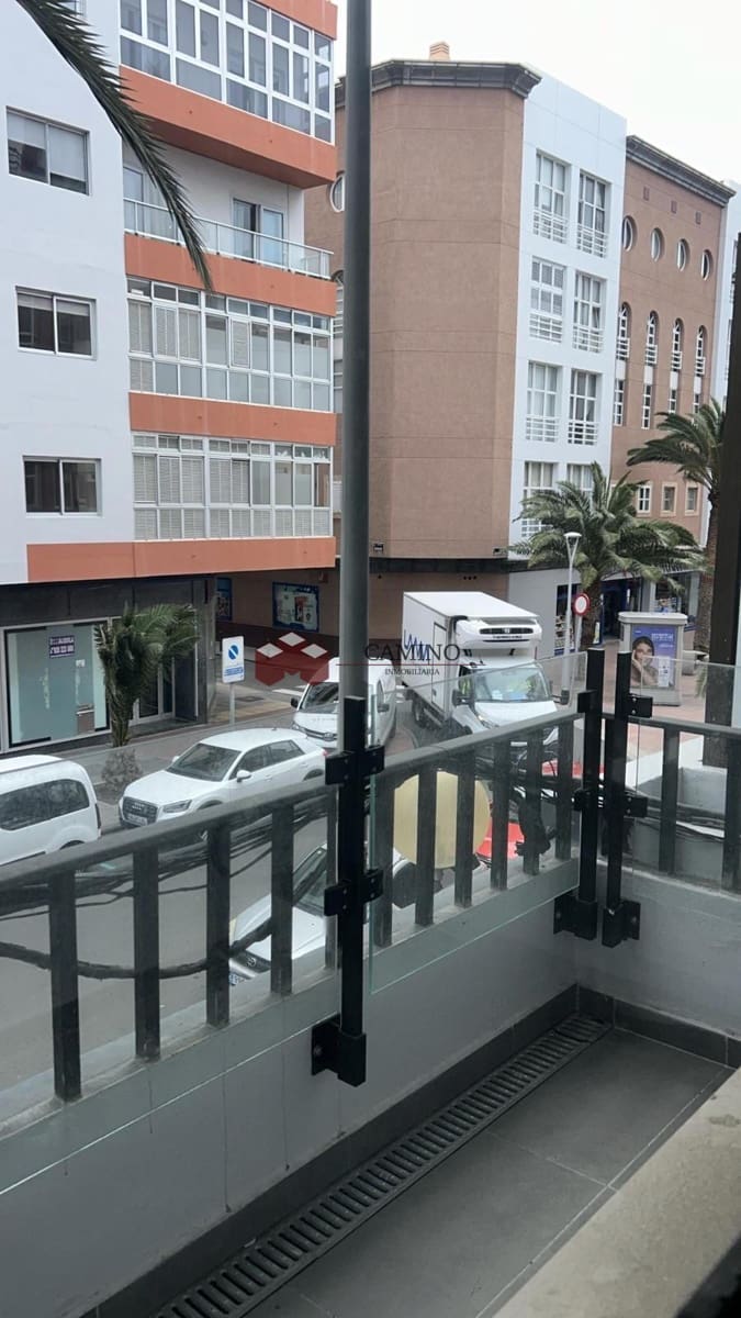 Apartamento para venda em Las Palmas de Gran Canaria - 225 000 € (Ref: 10182036)