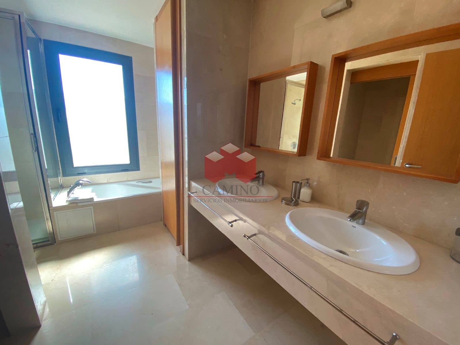 4 Zimmer Villa zu verkaufen in Salobre Golf mit Pool Garage - 1.735.000 € (Ref: 7382376)