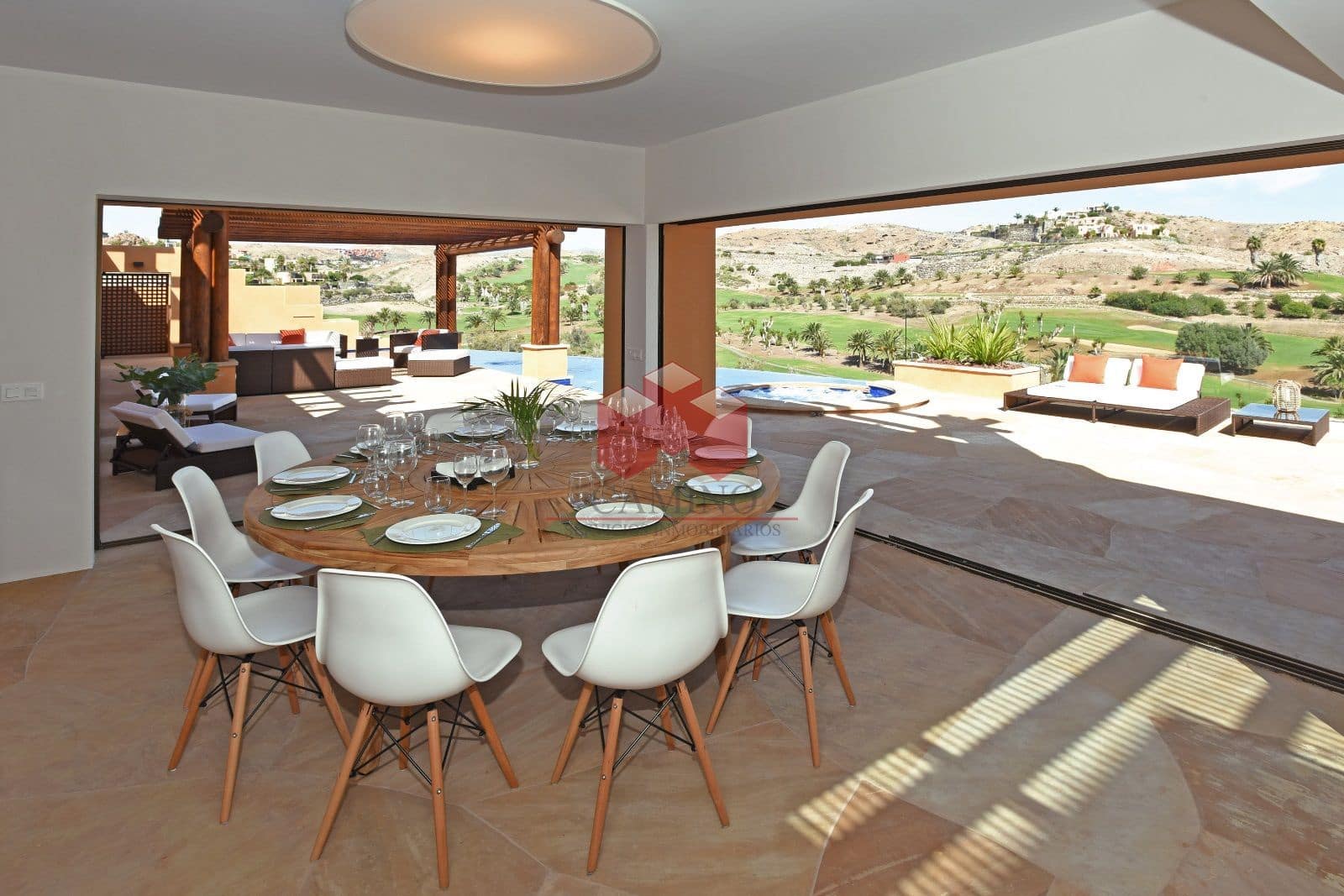 5 quarto Moradia para venda em Salobre Golf com piscina garagem - 2 300 000 € (Ref: 7409566)
