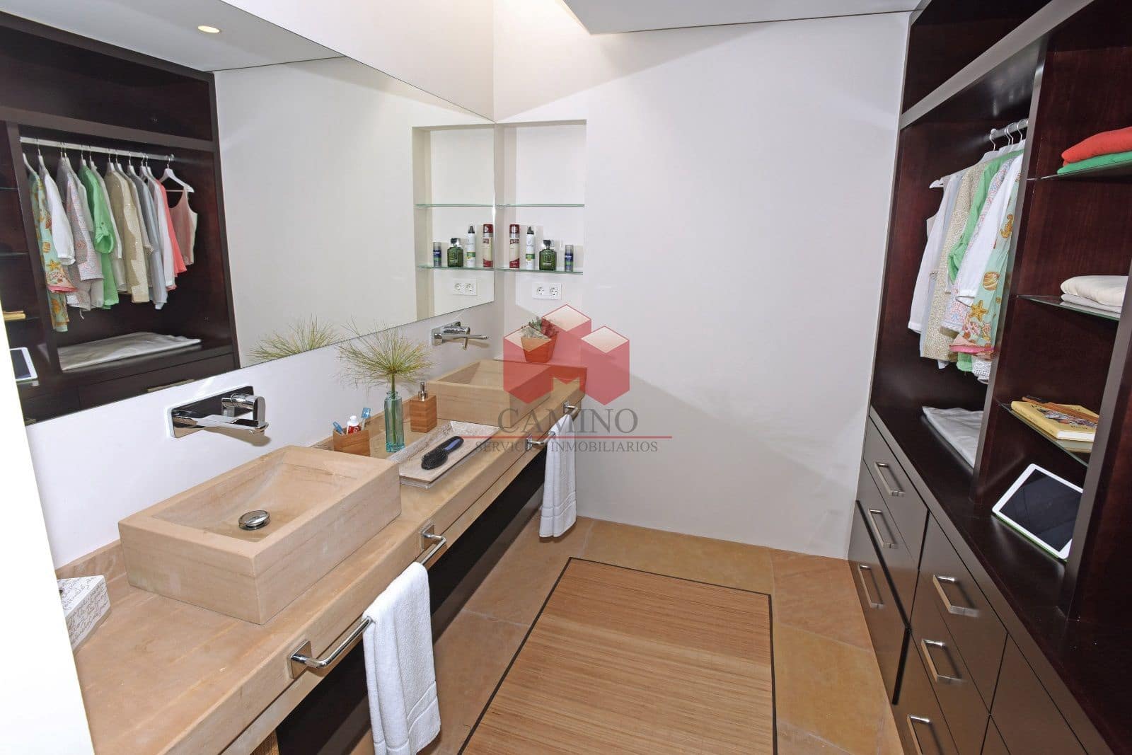 5 quarto Moradia para venda em Salobre Golf com piscina garagem - 2 300 000 € (Ref: 7409566)