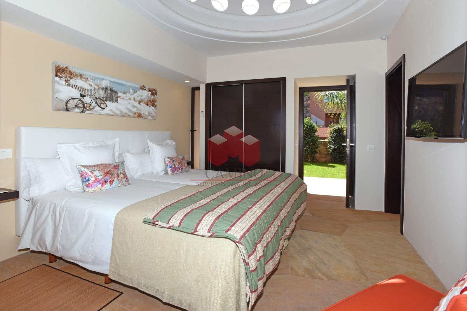 5 quarto Moradia para venda em Salobre Golf com piscina garagem - 2 300 000 € (Ref: 7409566)