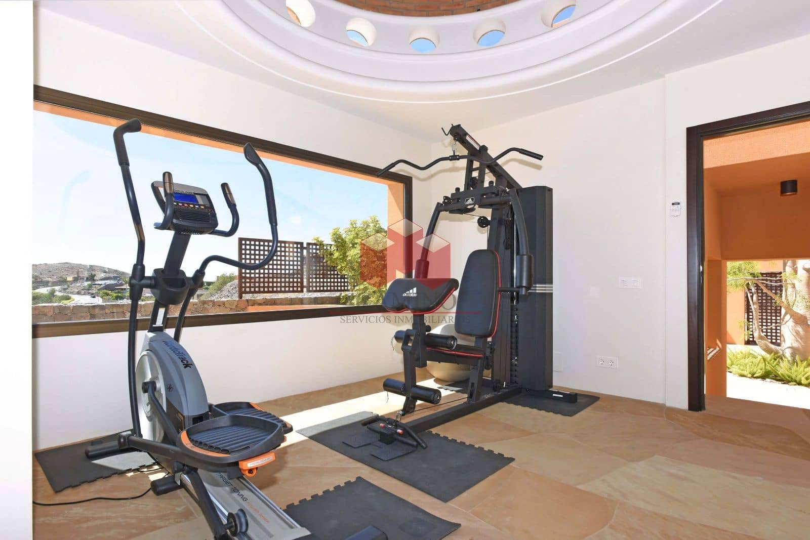5 quarto Moradia para venda em Salobre Golf com piscina garagem - 2 300 000 € (Ref: 7409566)