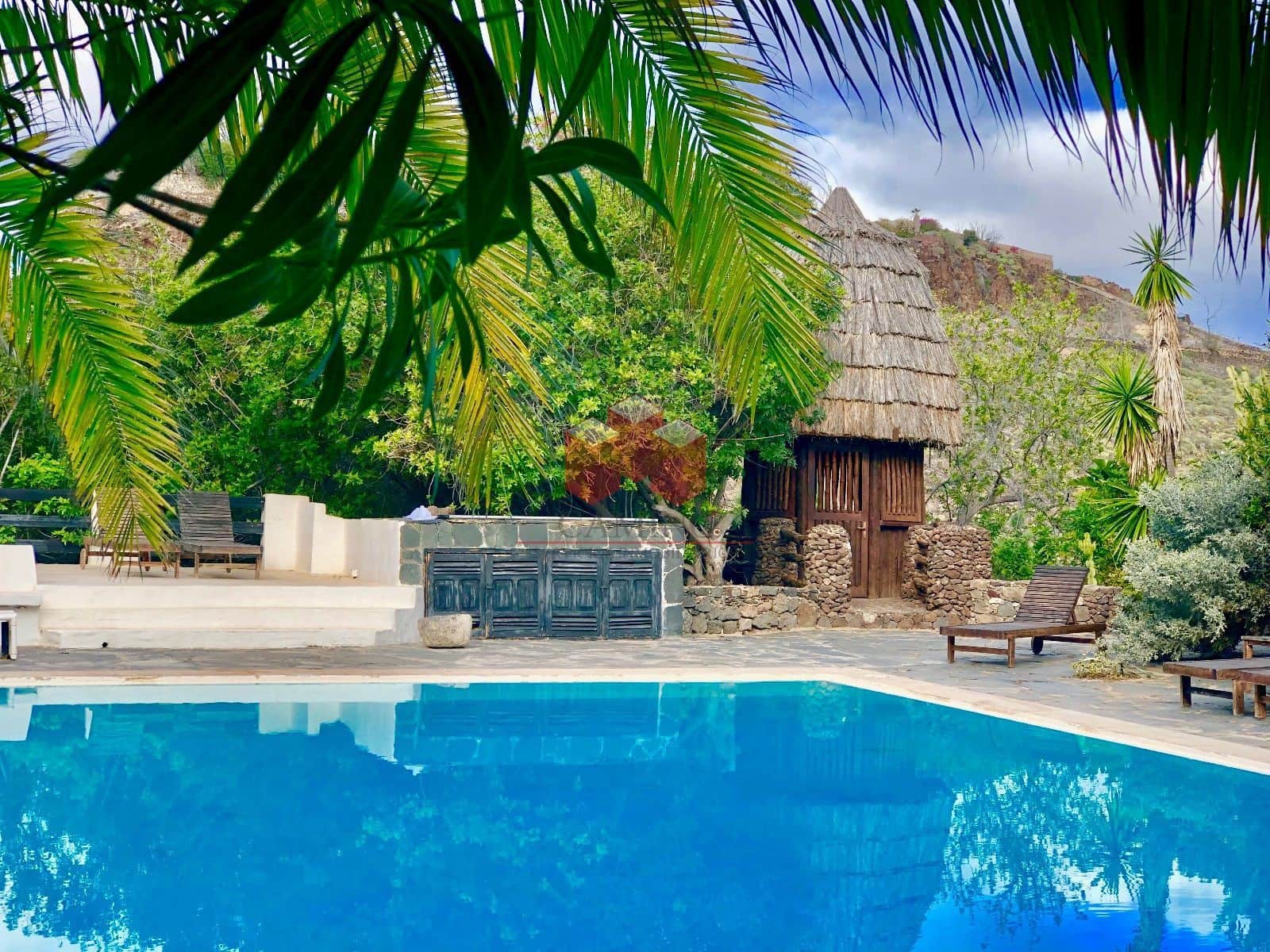9 quarto Moradia para venda em Monte Leon com piscina - 8 500 000 € (Ref: 7575869)