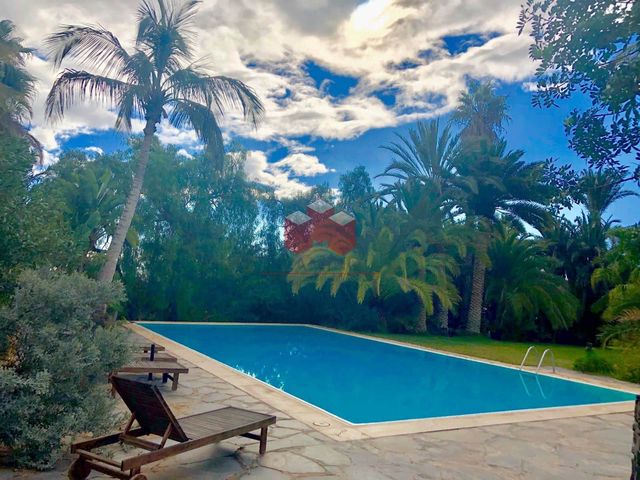9 quarto Moradia para venda em Monte León, San Bartolomé de Tirajana com piscina - 8 500 000 € (Ref: 7575869)