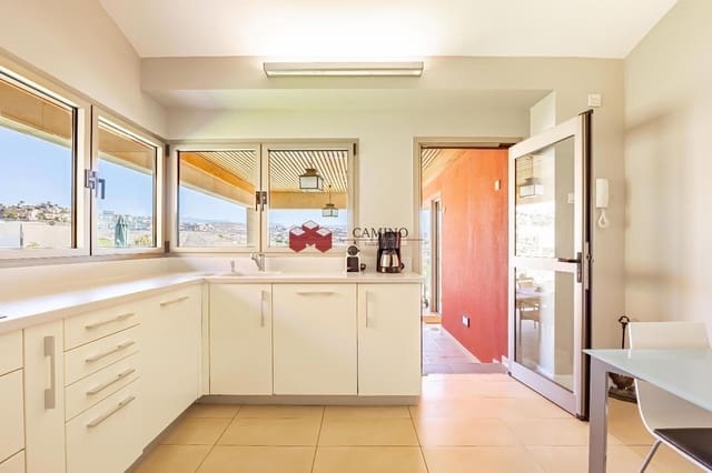 5 sovrum Villa till salu i Salobre Golf, San Bartolomé de Tirajana med pool garage - 1 665 000 € (Ref: 7689693)