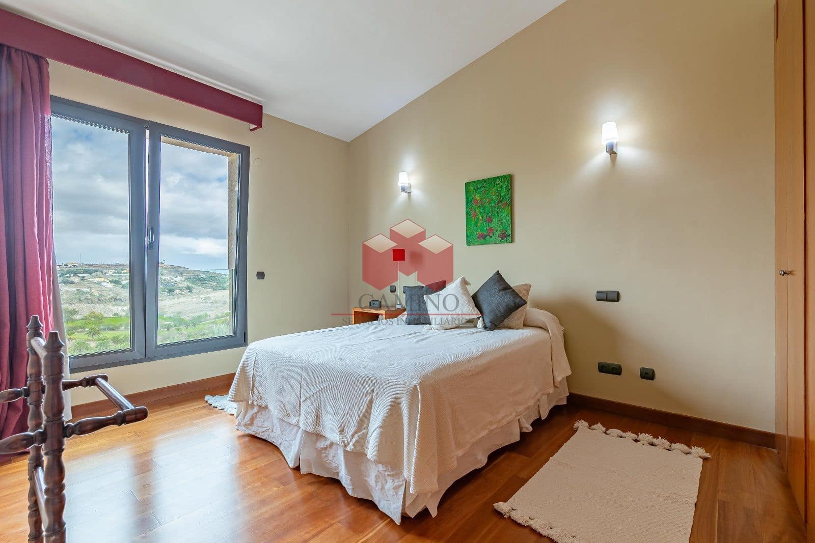 3 soveværelse Villa til salg i Salobre Golf med swimmingpool garage - € 1.495.000 (Ref: 8004702)