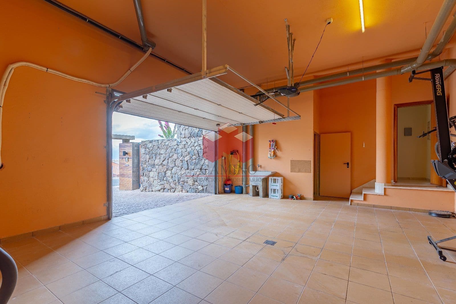 3 soveværelse Villa til salg i Salobre Golf med swimmingpool garage - € 1.495.000 (Ref: 8004702)