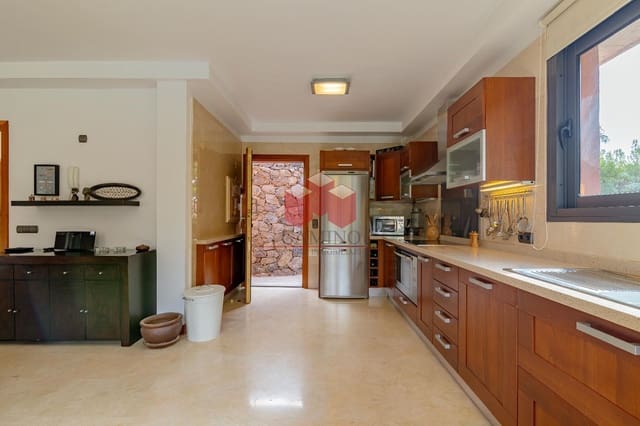 3 soveværelse Villa til salg i Salobre Golf, San Bartolomé de Tirajana med swimmingpool garage - € 1.495.000 (Ref: 8004702)