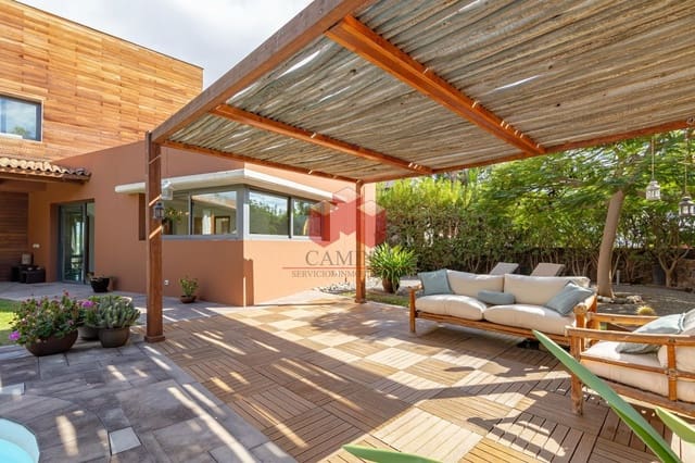 3 soveværelse Villa til salg i Salobre Golf, San Bartolomé de Tirajana med swimmingpool garage - € 1.495.000 (Ref: 8004702)