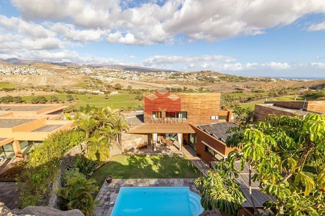 3 soveværelse Villa til salg i Salobre Golf, San Bartolomé de Tirajana med swimmingpool garage - € 1.495.000 (Ref: 8004702)