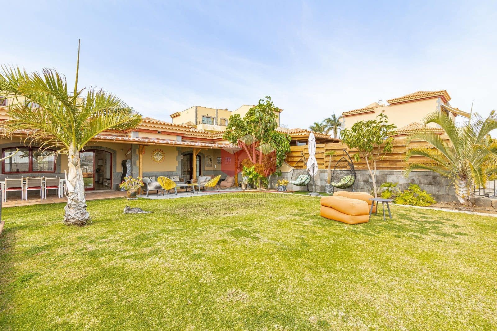 5 bedroom Villa for sale in Salobre Golf with pool garage - € 988,000 (Ref: 8108137)