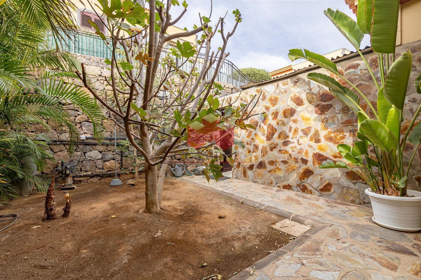 5 bedroom Villa for sale in Salobre Golf with pool garage - € 988,000 (Ref: 8108137)