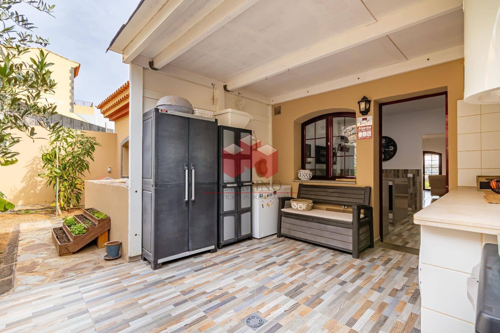 5 bedroom Villa for sale in Salobre Golf with pool garage - € 988,000 (Ref: 8108137)