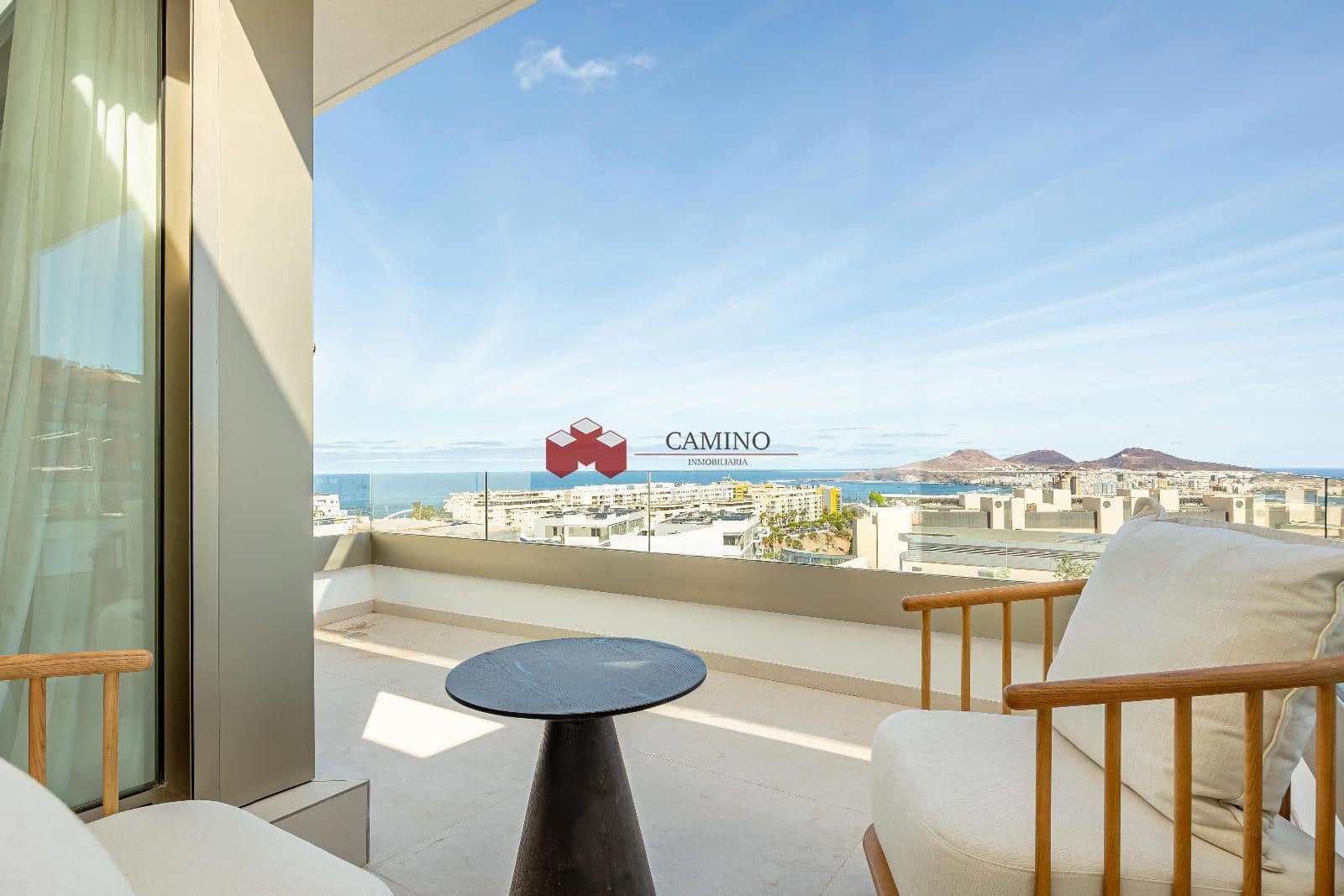 3 soveværelse Villa til salg i Las Palmas de Gran Canaria med garage - € 998.000 (Ref: 8594196)