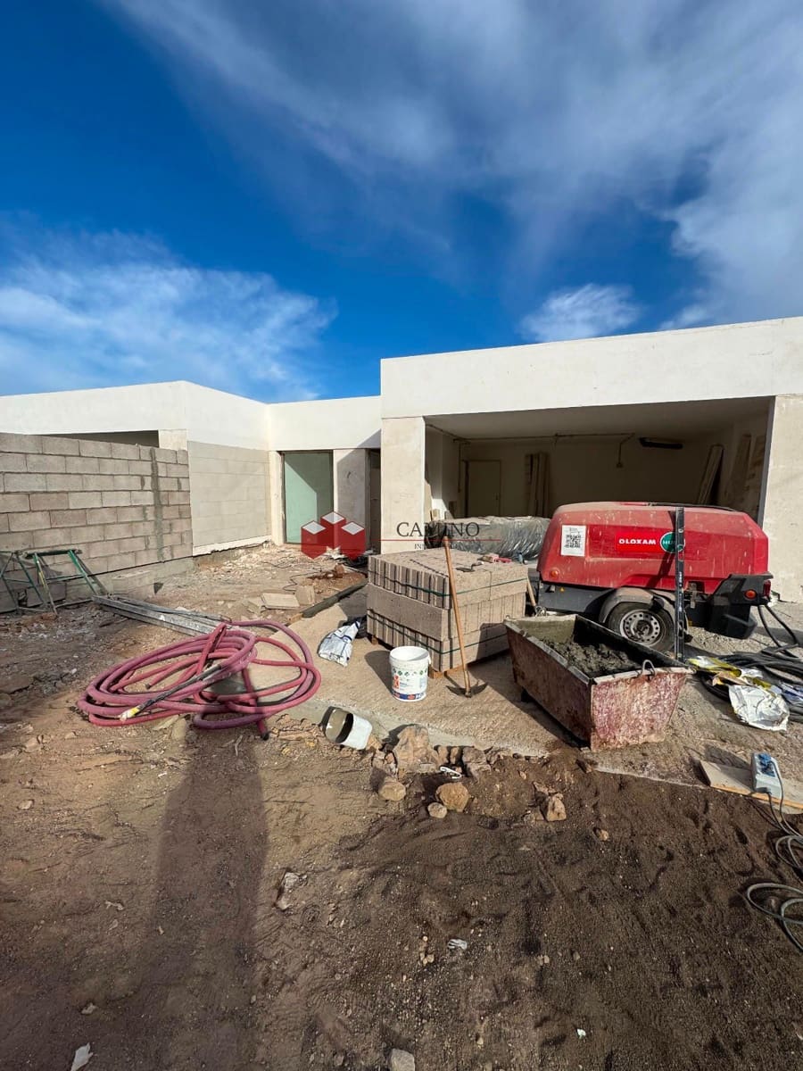 3 soveværelse Villa til salg i Las Palmas de Gran Canaria med garage - € 998.000 (Ref: 8594196)