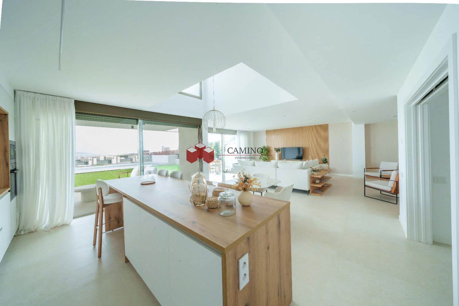 3 soverom Villa til salgs i Las Palmas de Gran Canaria med svømmebasseng garasje - € 1 495 000 (Ref: 8594196)