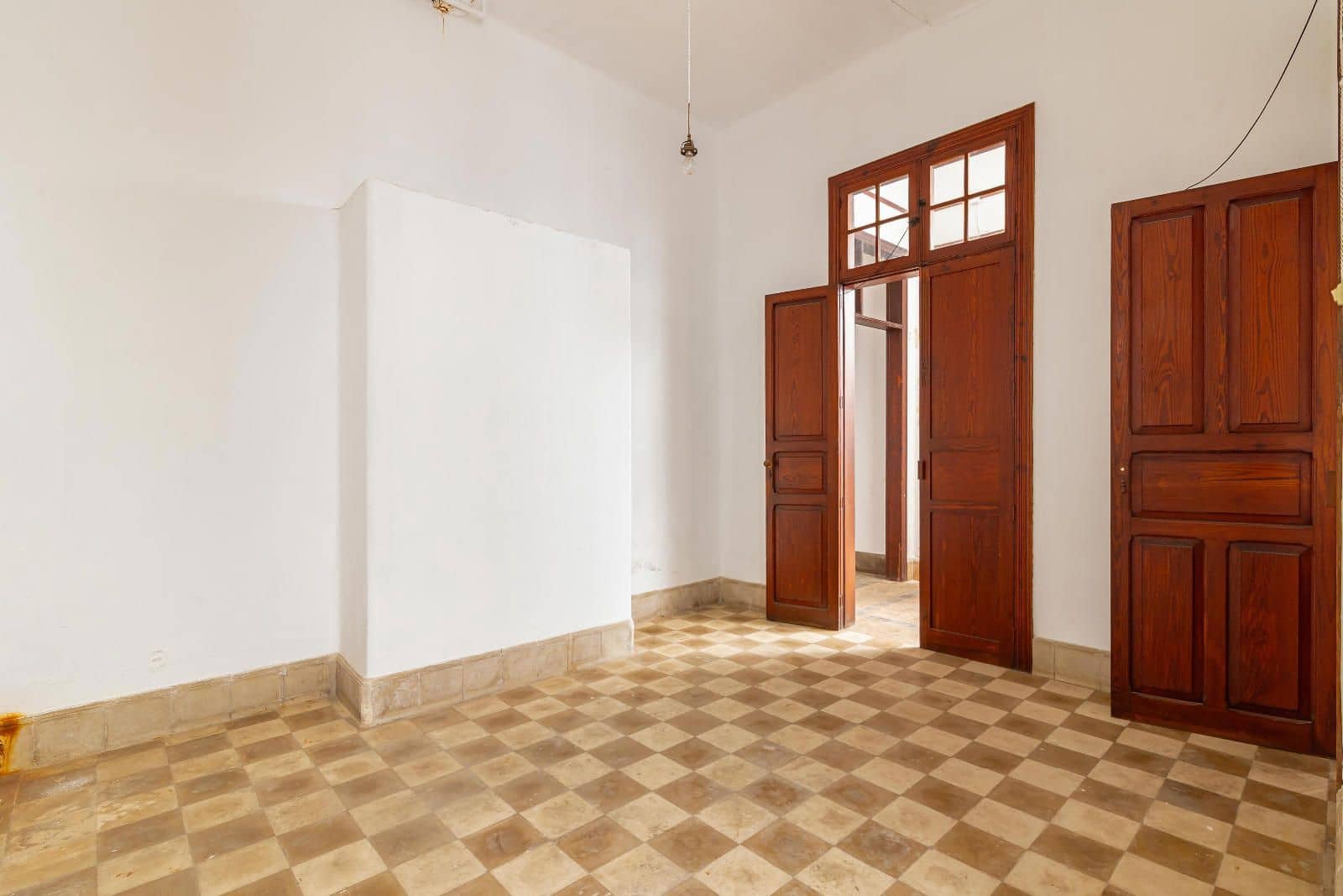 14 soverom Villa til salgs i Las Palmas de Gran Canaria med garasje - € 1 080 000 (Ref: 8609300)